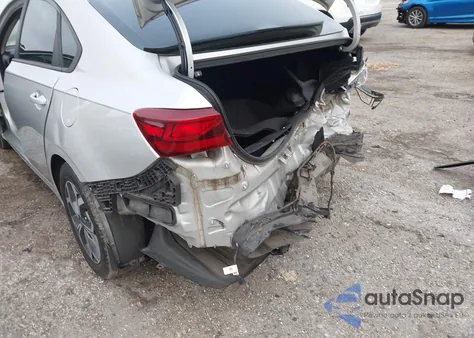 2019 Kia Forte Lxs из США, поврежденный, VIN 3KPF24AD5KE121016